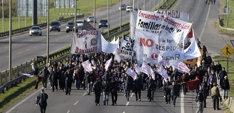 Argentina: Dirigentes llamaron a no mover ni un dedo por 24 horas