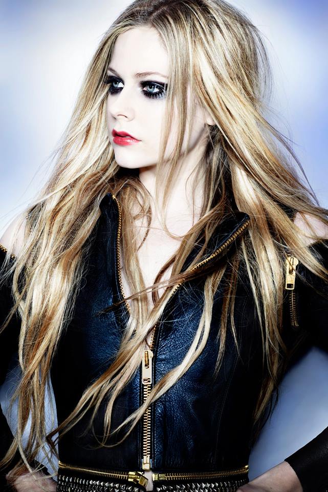 Avril Lavigne - Oficial | Facebook