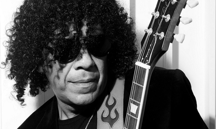 Guitarrista histórico de Charly García muere en un accidente