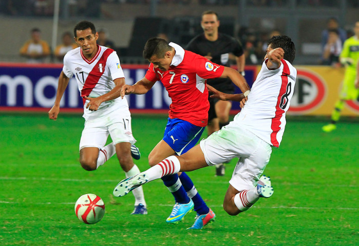 Con alineación definida Chile sale a derrotar a Perú en Valparaíso