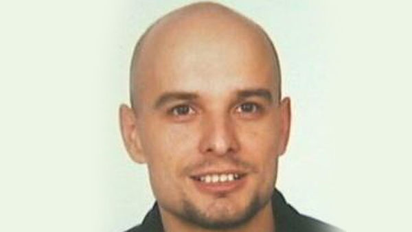 Fotografía de "Se Busca" del gurú