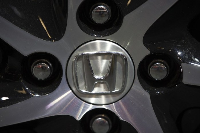 Reconocida marca de vehículos anuncia nueva muerte por falla en airbag