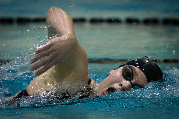 ¿Qué ejercicio es más completo? Trotar o nadar, he ahí el dilema