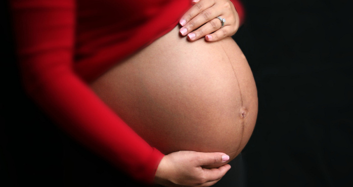 Embarazo ya no se considerará una 'enfermedad' a la hora del acceso a Isapres