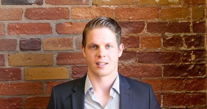 Joven encuentra a mujer con el mismo nombre que su ex y se irán de viaje por el mundo