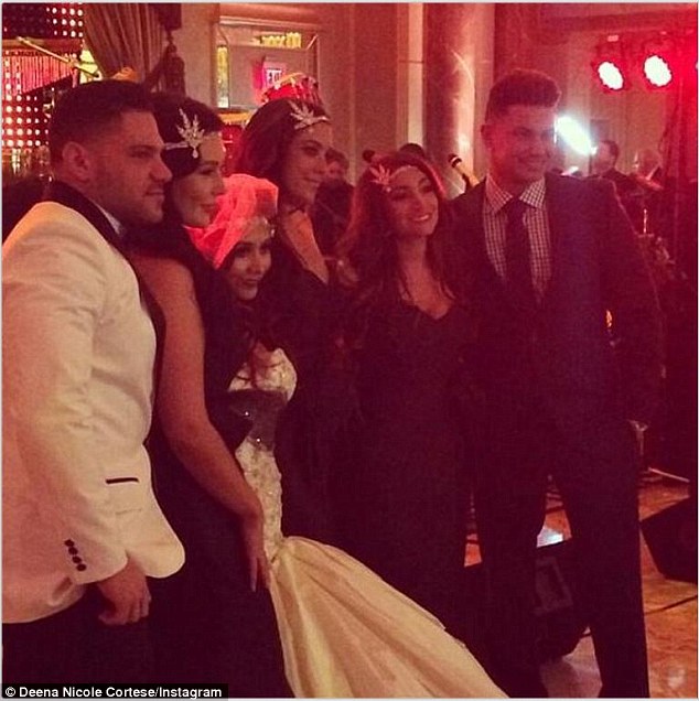 Deena Nicole | Instagram