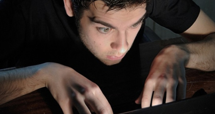 Ex 'Miss Playboy' chilena confiesa ser atormentada a diario por un acosador