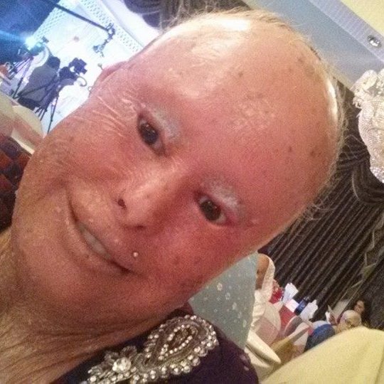 Nusrit Shaheen | Facebook oficial