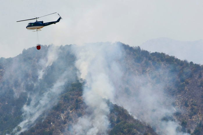 Balance de Conaf: Hay 15 incendios forestales activos a lo largo del país