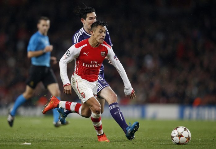 Importante medio inglés especula que Alexis podría abandonar Arsenal