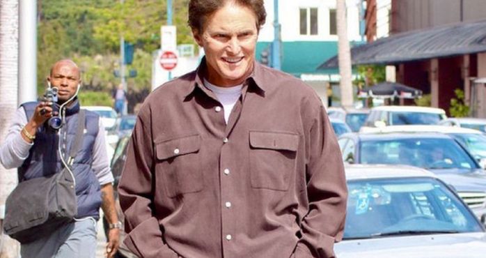 Padrastro de Kim Kardashian protagoniza accidente vehicular: Hay un muerto