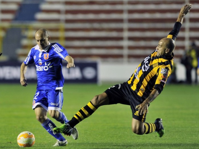 Copa Libertadores: La 'U' al borde de la eliminación tras perder en Bolivia