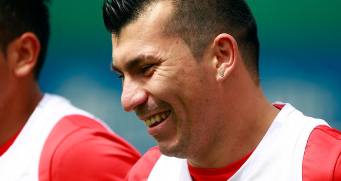 Gary Medel se descarga tras 'actuaciones teatrales' que dejó el amistoso con Brasil