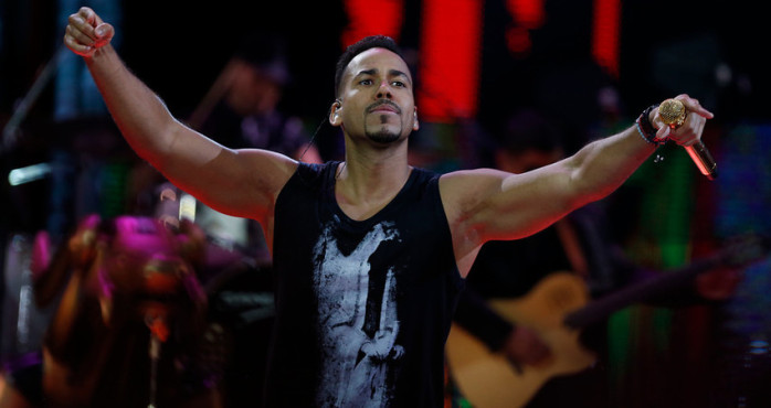 Romeo Santos comparte foto de su aparición en 