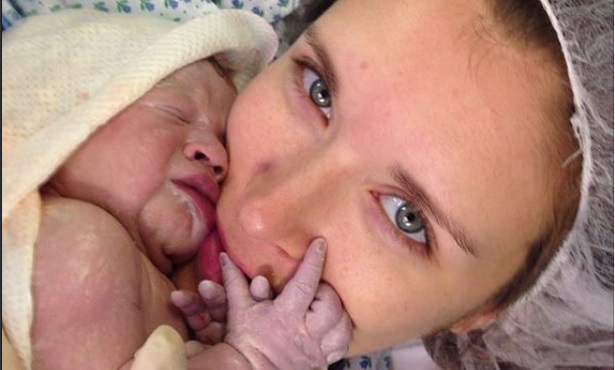 Carla Jara compartió fotos del mágico primer cumpleaños de su bebé