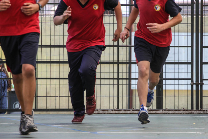 Detienen a profesora por abuso sexual contra alumno: madre encontró fotografía