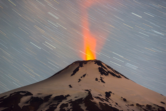 Decretan alerta amarilla en cuatro comunas por aumento de actividad en volcán Villarrica