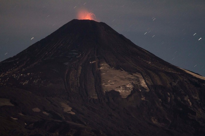 Sernageomin registra “varias” explosiones en Volcán Villarrica