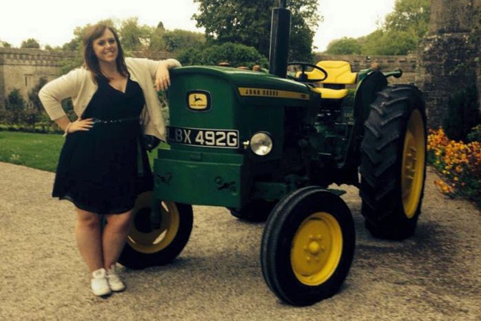 La increíble transformación de inglesa tras leer cruel mensaje de su novio