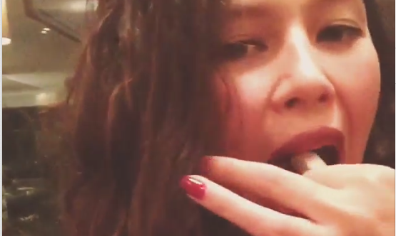 Michelle y la excéntrica comida que la hizo echar “humo” por todas partes