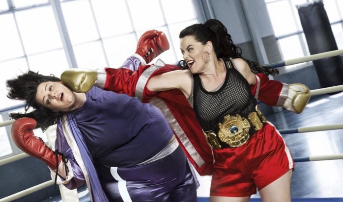 Las creativas fotos del “antes y después” de mujer tras cirugía de bypass gástrico