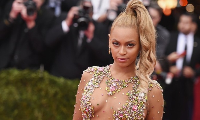 ¡Qué calor!: Beyoncé deslumbra a sus fans con sensuales fotos en trikini