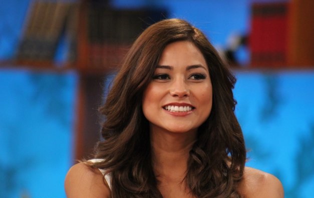 Camila Recabarren comparte foto de su elegante nuevo color de pelo en Instagram