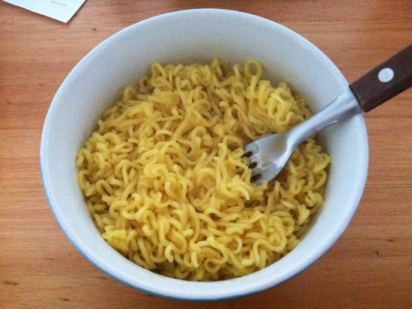 Descartan que fideos instantáneos vendidos en Chile contengan plomo como en India