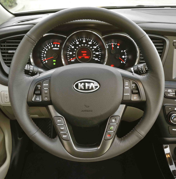 Sernac advierte de defecto en algunos vehículos Kia de 2014 y 2015