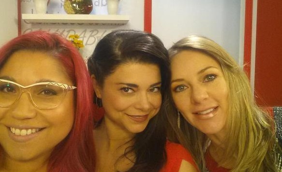 Así quedó Alejandra Valle tras someterse a inusual experimento de belleza