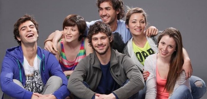 El romance que viven dos actores de TVN: Él actúa en La Poseída y ella en Matriarcas