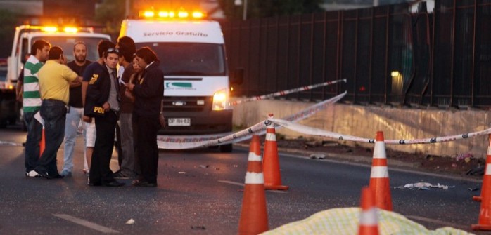 Joven murió tras estrellarse contra barrera de contención en Autopista Los Libertadores