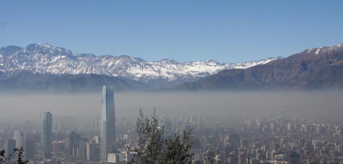 Decretan para este lunes la primera emergencia ambiental en Santiago en 16 años