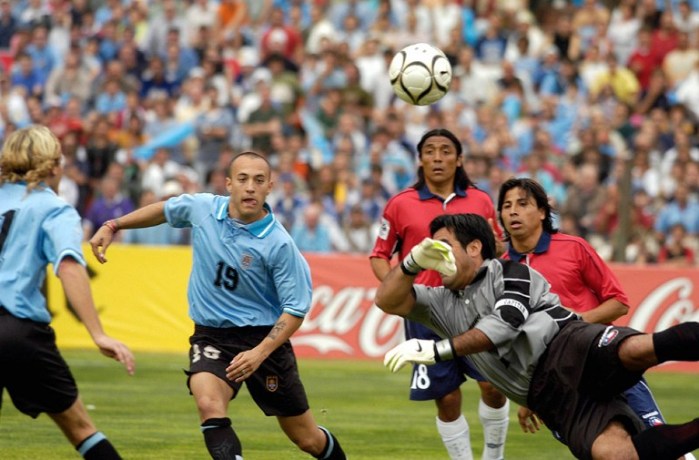 Felipe Bianchi frenó en seco a antipático uruguayo que odia a La Roja
