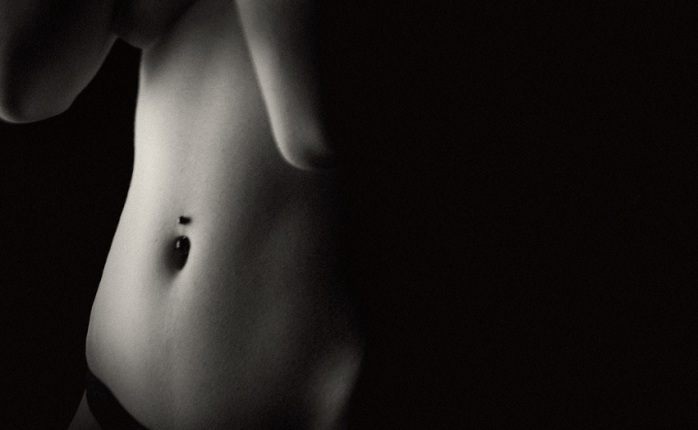 7 curiosas y espeluznantes cosas que quizás no sabías sobre tu ombligo