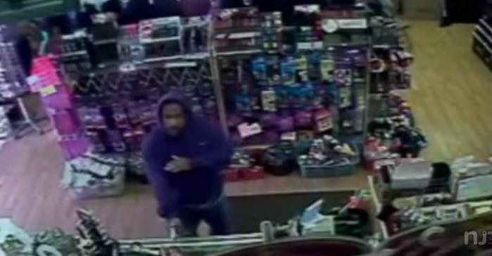 La increíble reacción de un ladrón al verse en la web se vuelve viral