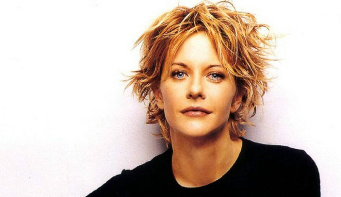 Meg Ryan reaparece en público y sorprende con irreconocible rostro