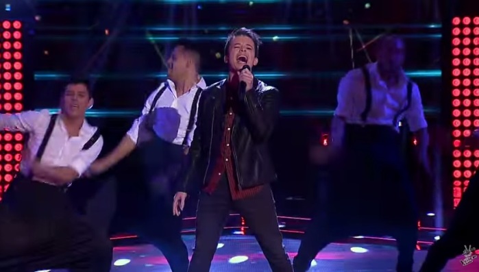 Luis Pedraza revela razón por la que prefiere cantar los temas en español