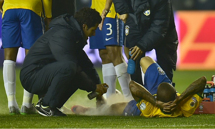 Brasileño se lesionó y podría perderse duelo clasificatorio ante La Roja