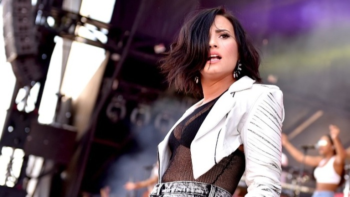 La trágica pérdida que remeció a Demi Lovato: Con este mensaje despidió a su abuelo