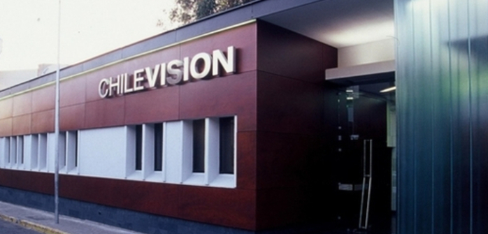 ¡Revuelo en CHV! Despiden a destacada periodista y a otros 12 empleados