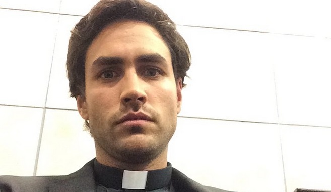 Actor de 'Matriarcas' comparte tierna foto luego de encontrar a su perro extraviado