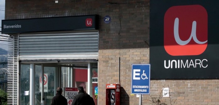 Unimarc se defiende tras cierre de supermercado que tenía cientos de pollos descompuestos