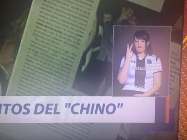 Intérprete de lenguaje de señas aclara polémica tras usar camiseta alba en T13