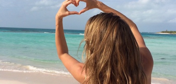 Rostro de multitienda chilena se luce con desnudo para prestigiosa revista