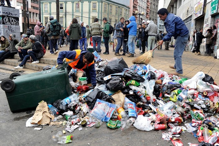 Tuiteros indignados por el desastre que dejaron asistentes al Mil Tambores