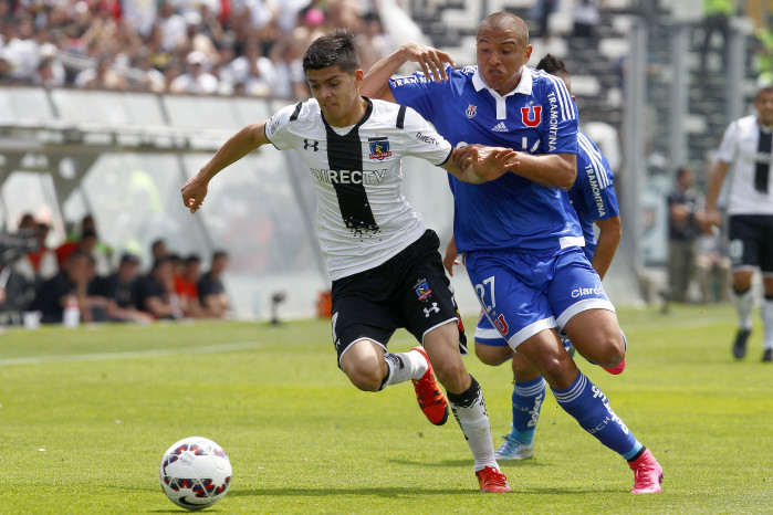 Colo Colo se quedó con el superclásico y sigue como líder exclusivo