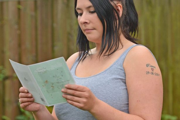 Nicky y la polémica tarjeta