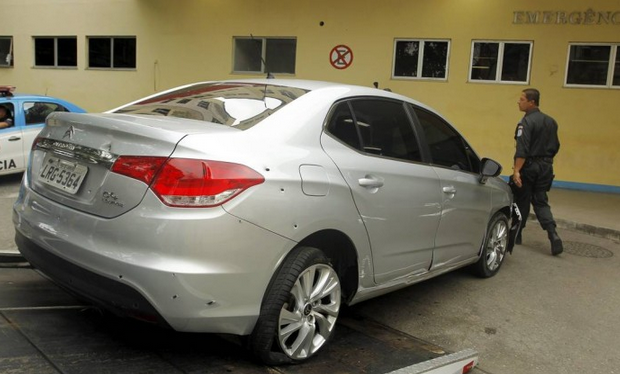 Vehículo Atacado | Policía/O'Globo