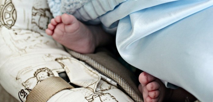 Hallan los cadáveres de 7 bebés en hogar de Alemania: La arrendataria es buscada